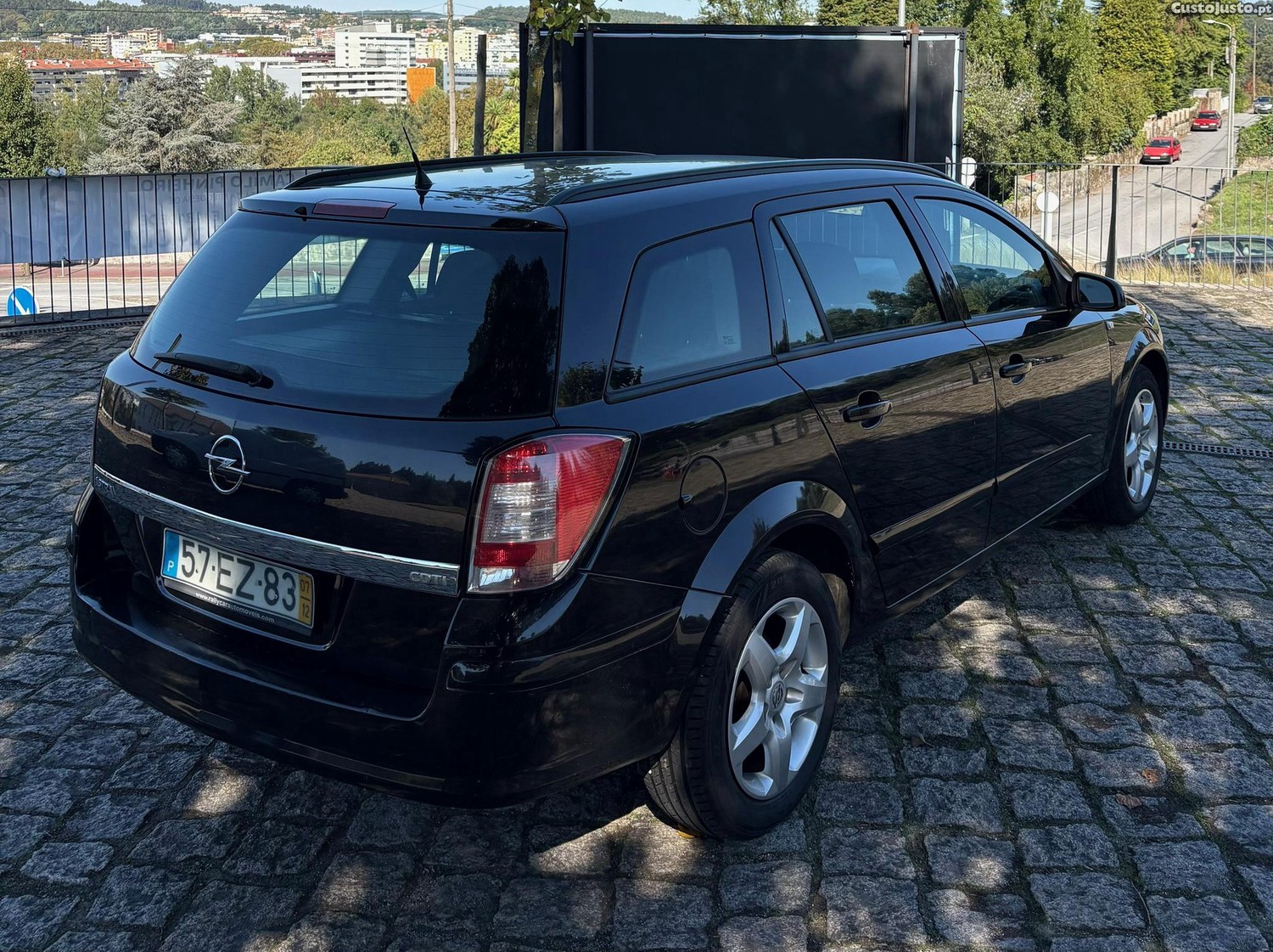 Opel Astra H Sw 1.3 cdti 90cv — fotografia 19