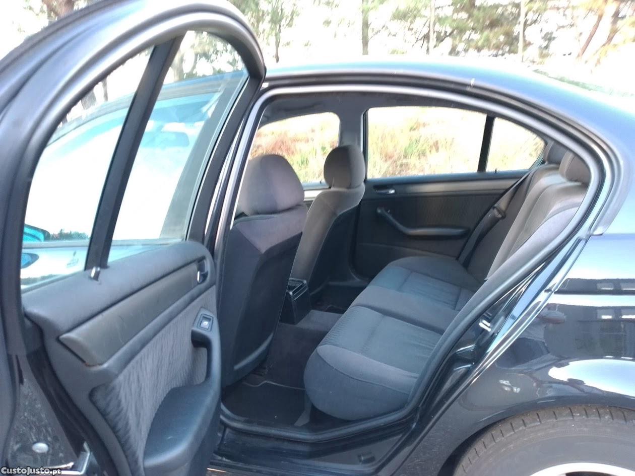 BMW 320 d - 00 foto 4