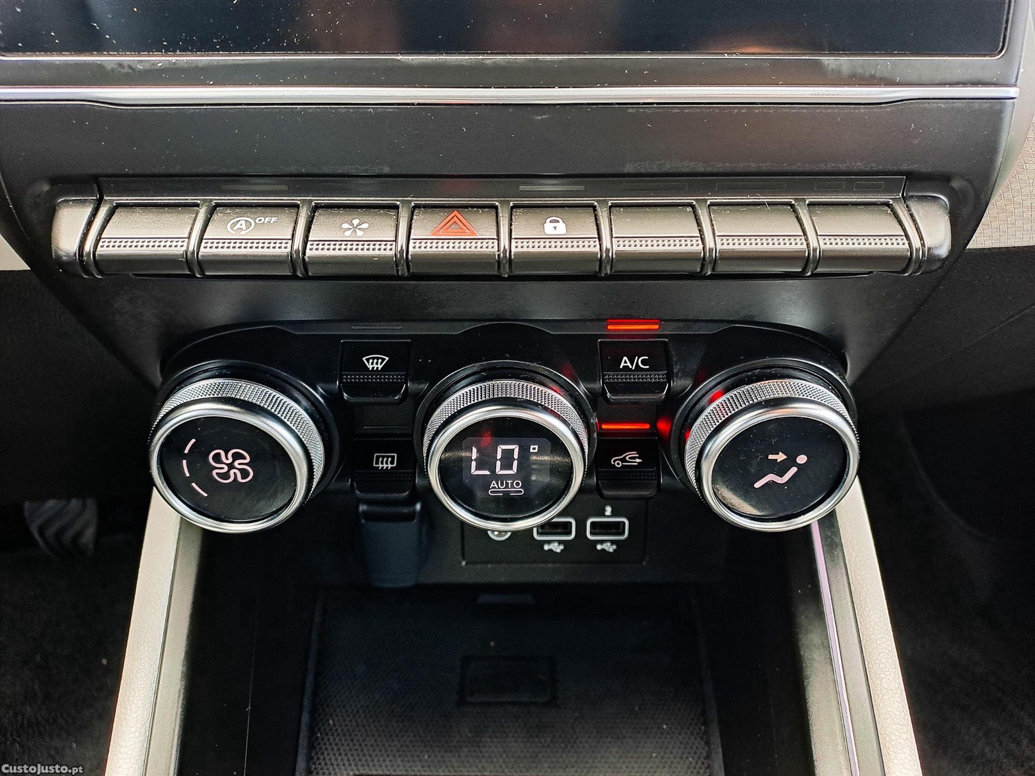 Renault Clio 1.0 TCe TECHNO 91CV GASOLINA 2023 — fotografia 11