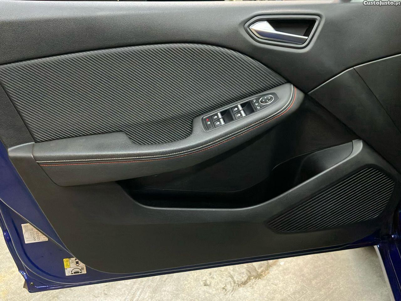 Renault Clio 1.0 TCe RS LINE — fotografia 7