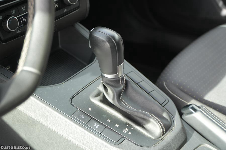 SEAT Ibiza 1.0 TSI Style DSG — fotografia 4
