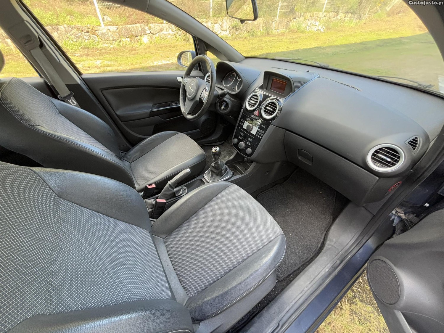 Opel Corsa 1.3 CDTI 90cv — fotografia 3