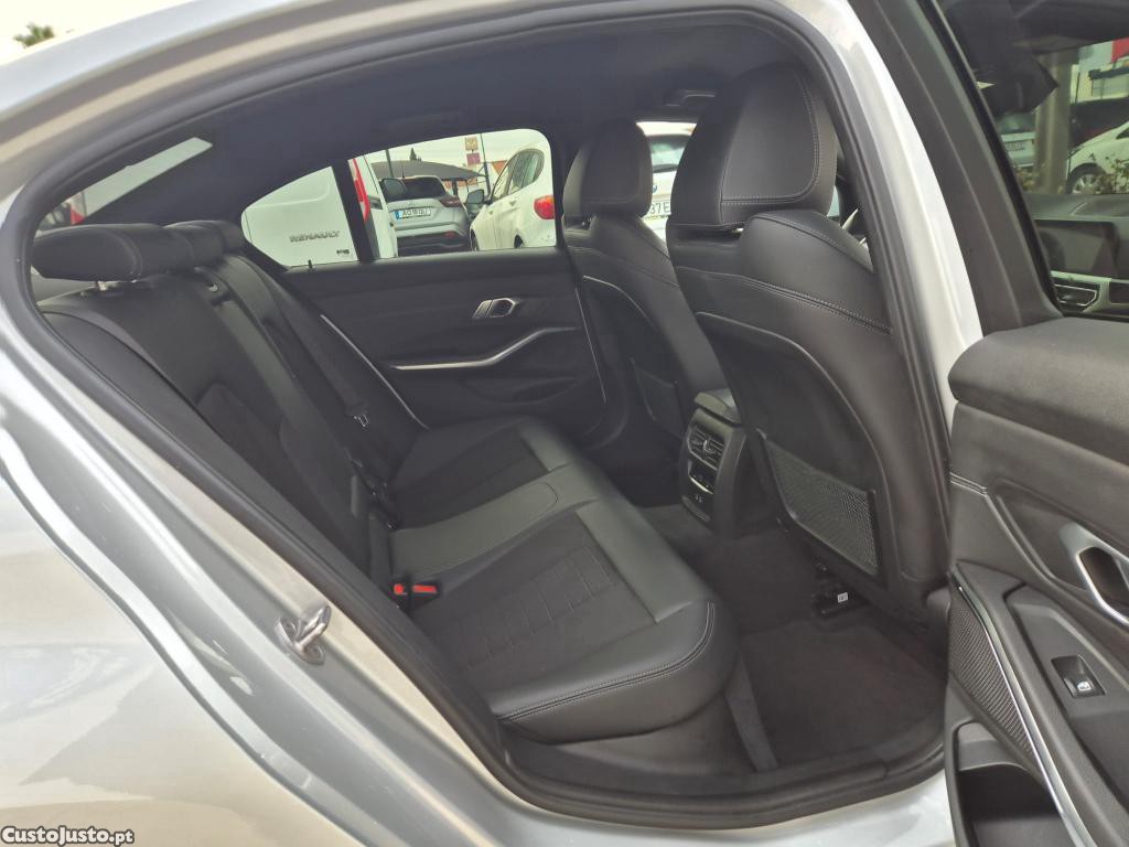 BMW 320 e Hibrido Plug-inSport — fotografia 6