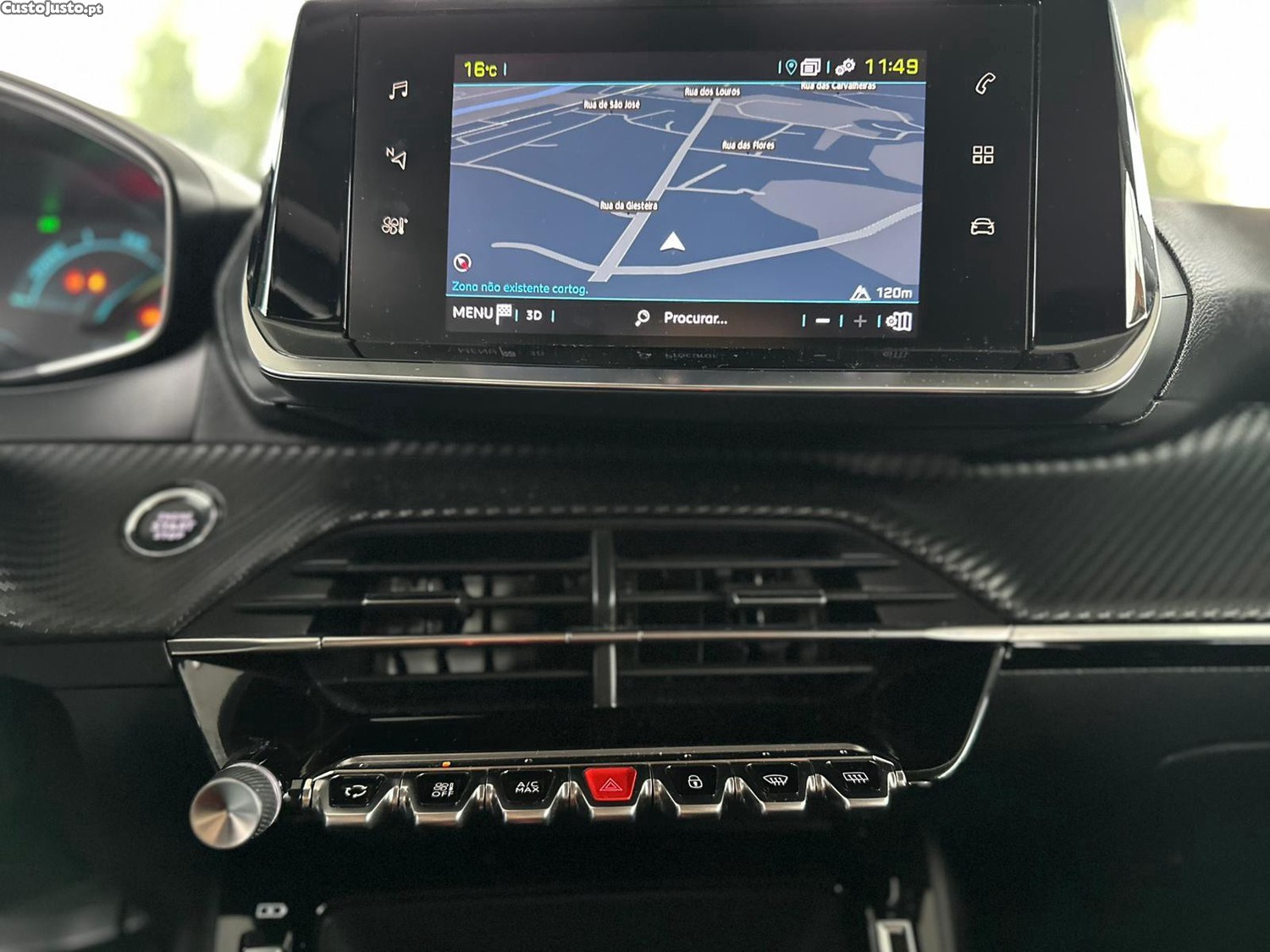 Peugeot 2008 50 kWh Active Pack — fotografia 10