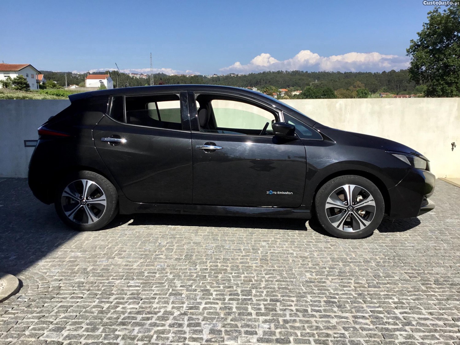 Nissan Leaf 40Kwh — fotografia 6