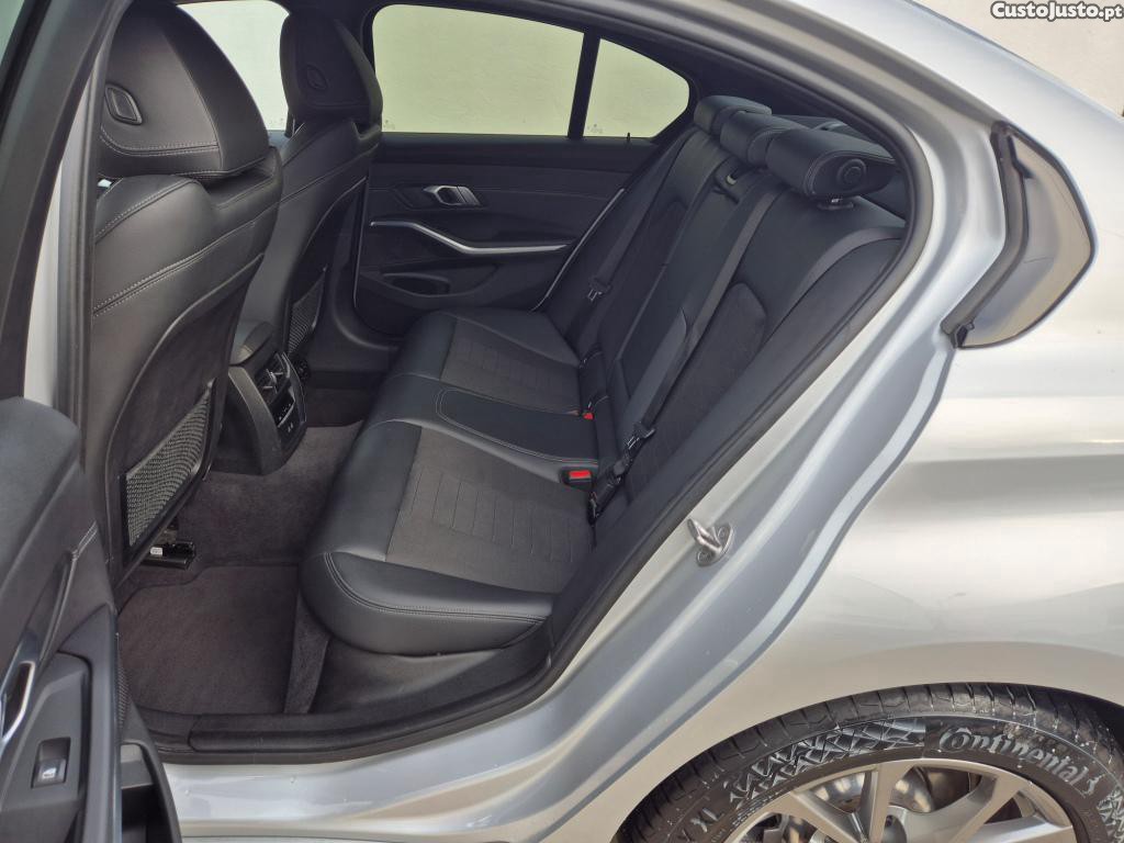 BMW 320 e Hibrido Plug-inSport — fotografia 9