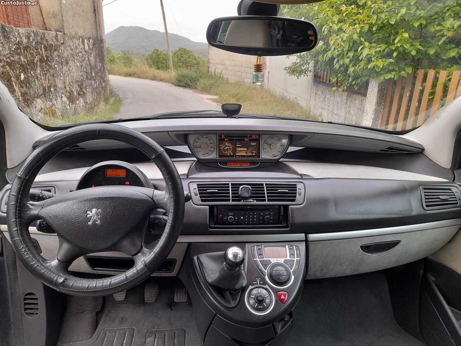 Peugeot 807 7 lugares — fotografia 8