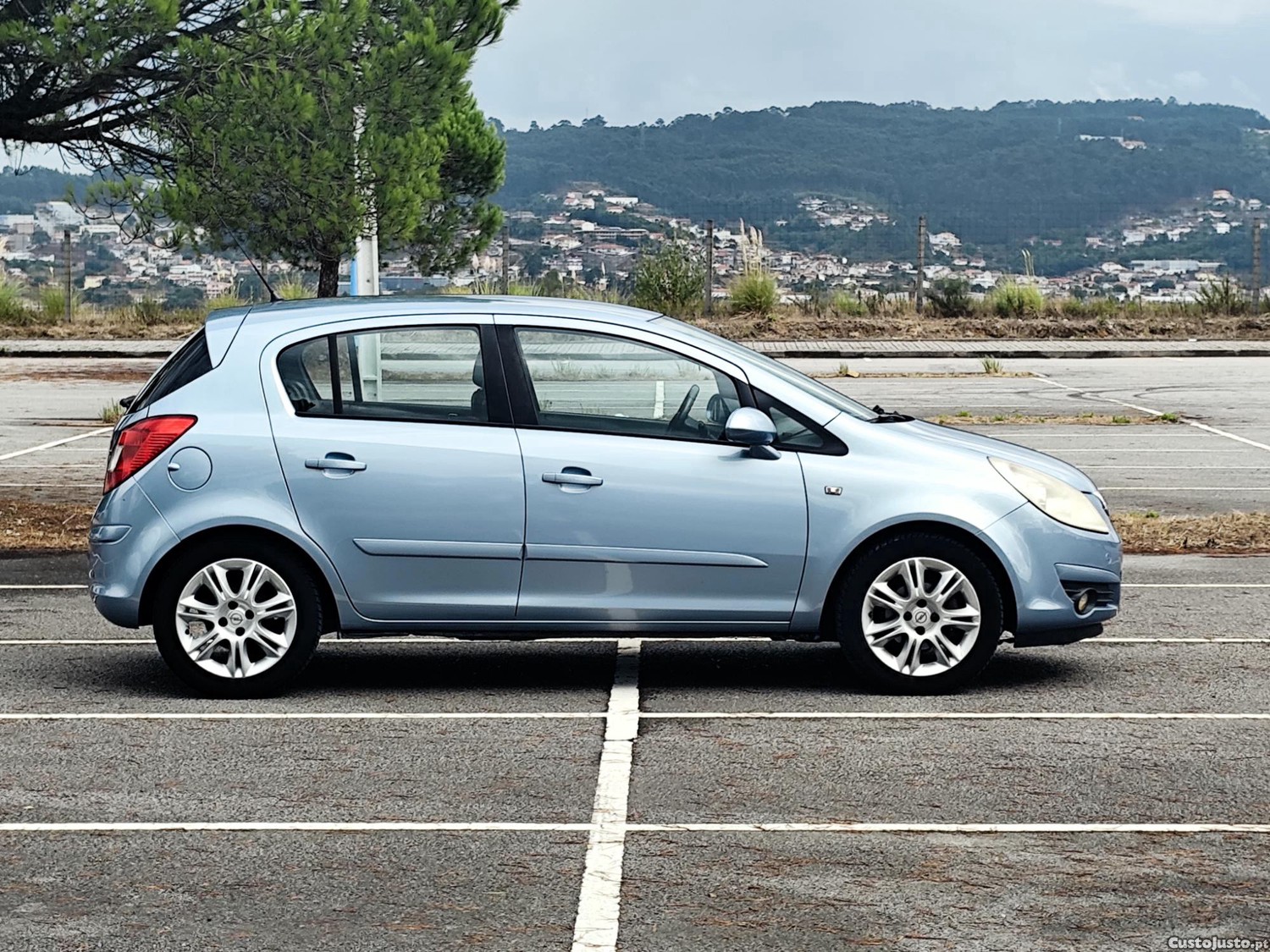 Opel Corsa 1.2 — fotografia 5