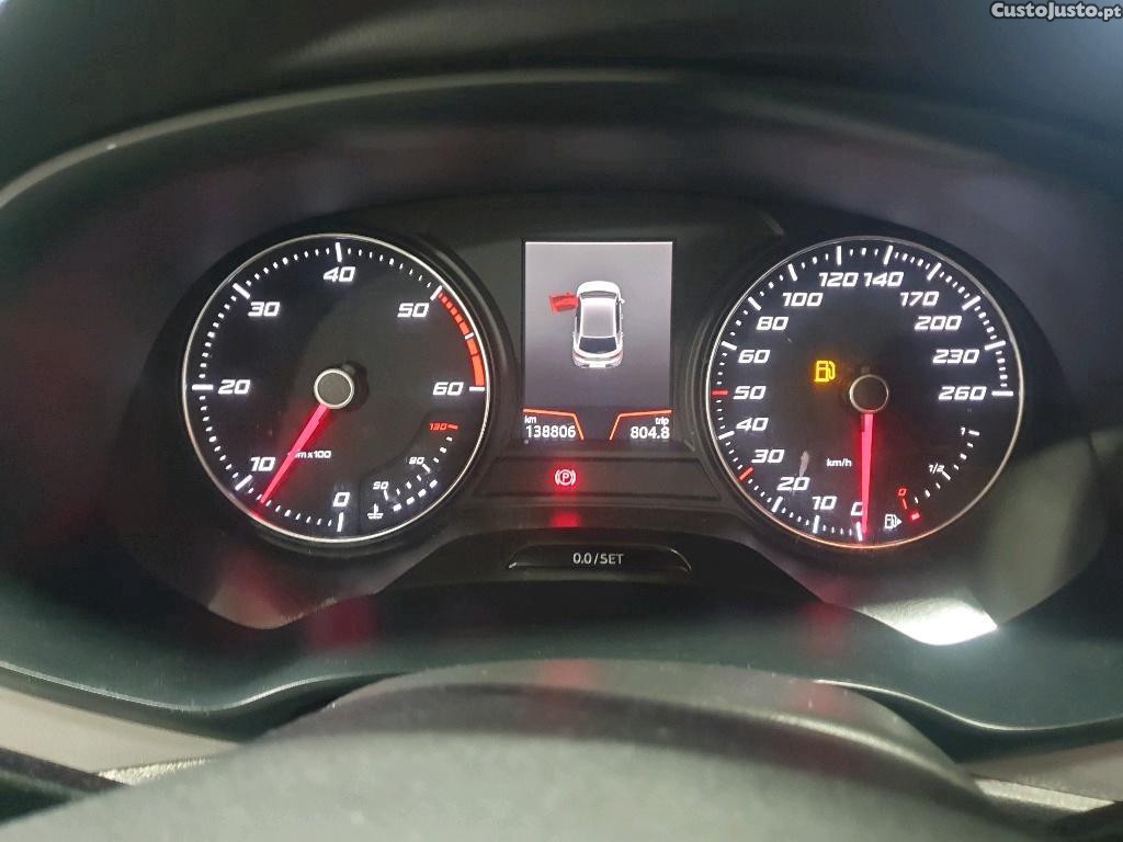 SEAT Leon 1.6 TDI Style 115cv — fotografia 18
