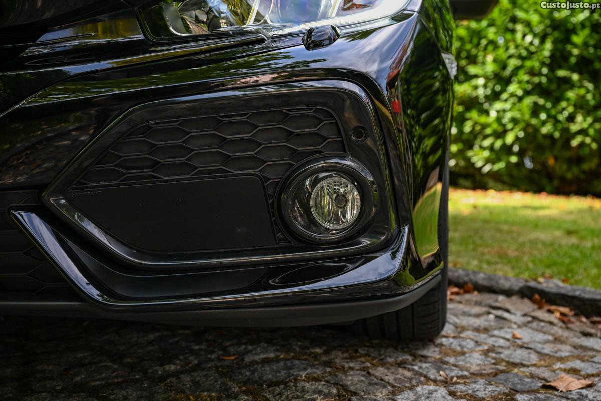 Honda Civic 1.0 i-VTEC Executive — fotografia 10