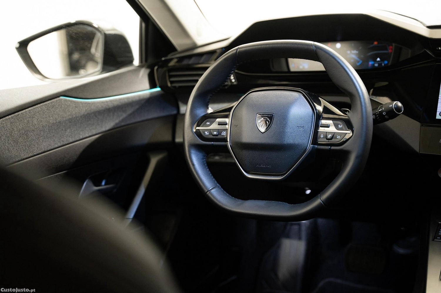 Peugeot 308 1.2 PureTech Allure Pack EAT8 — fotografia 21