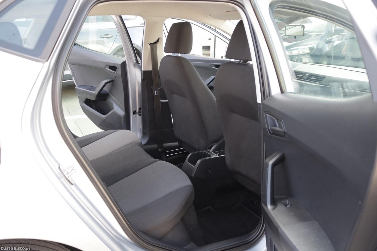 SEAT Ibiza 1.6 TDI Reference — fotografia 36