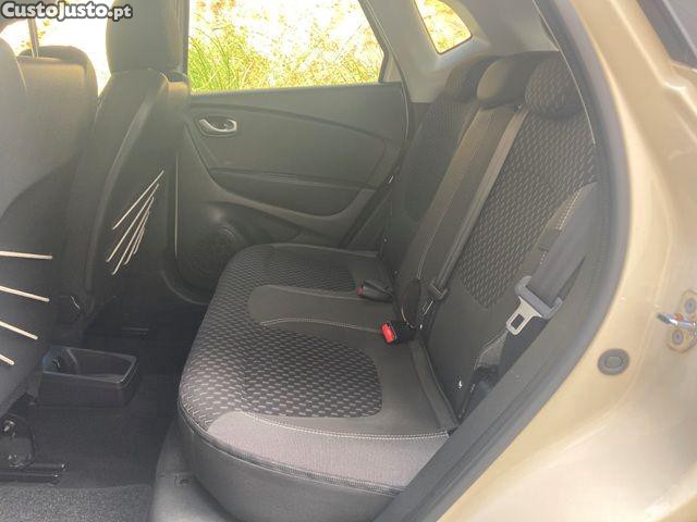 Renault Captur 0.9 TCE Exclusive — fotografia 5