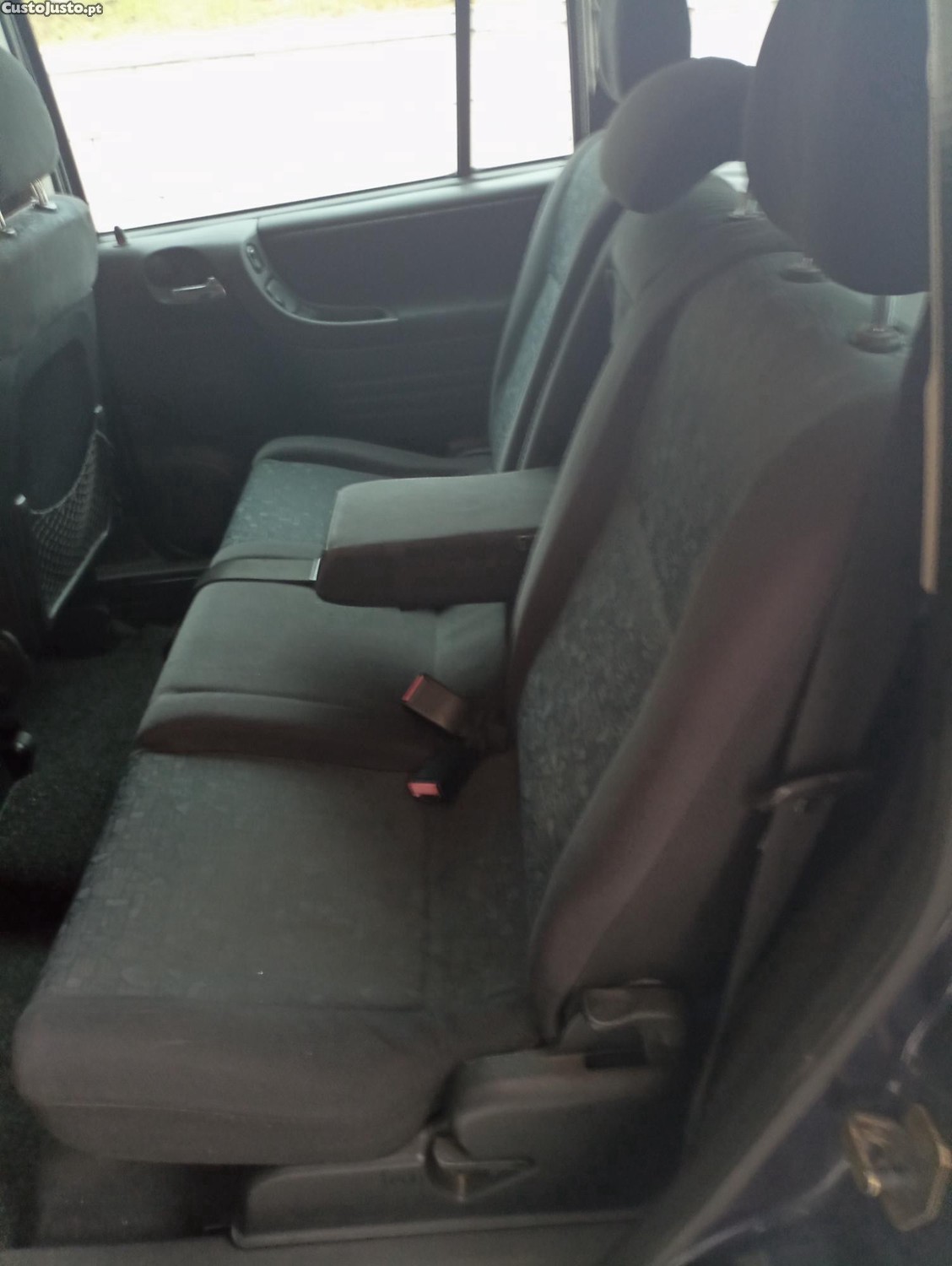 Opel Zafira 2.0 DI 16V — fotografia 3