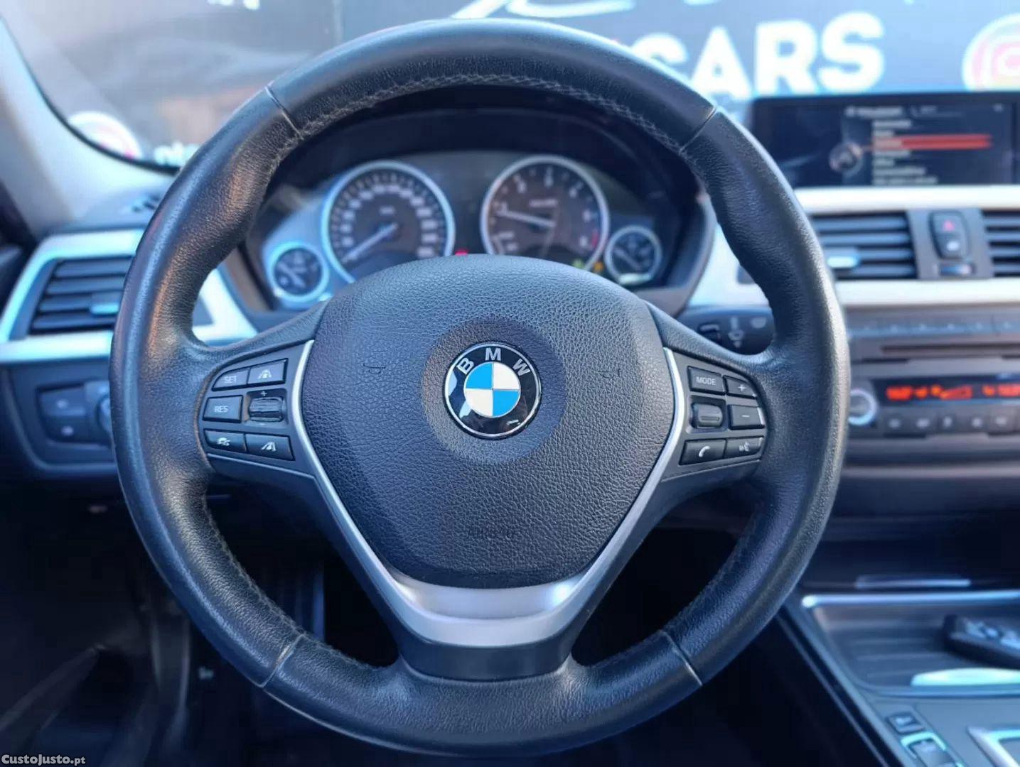 BMW 320 D navigation auto — fotografia 16