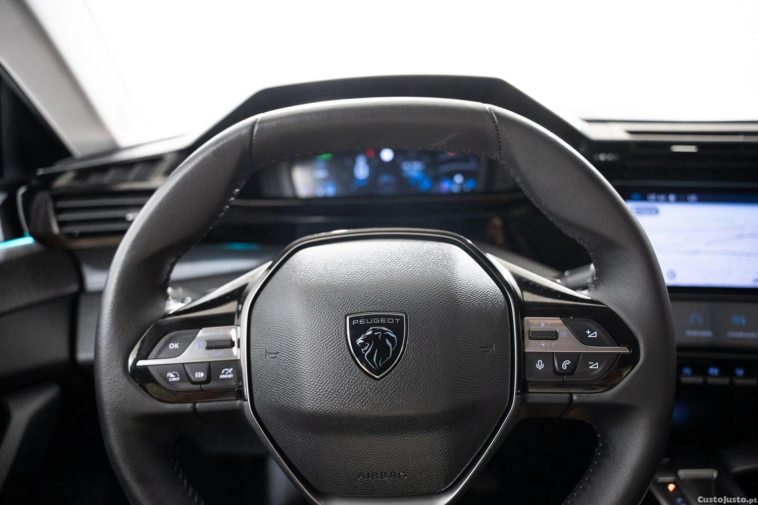 Peugeot 308 1.2 PureTech Allure Pack EAT8 — fotografia 16