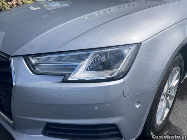 Audi A4 2.0 TDI Advance — fotografia 18