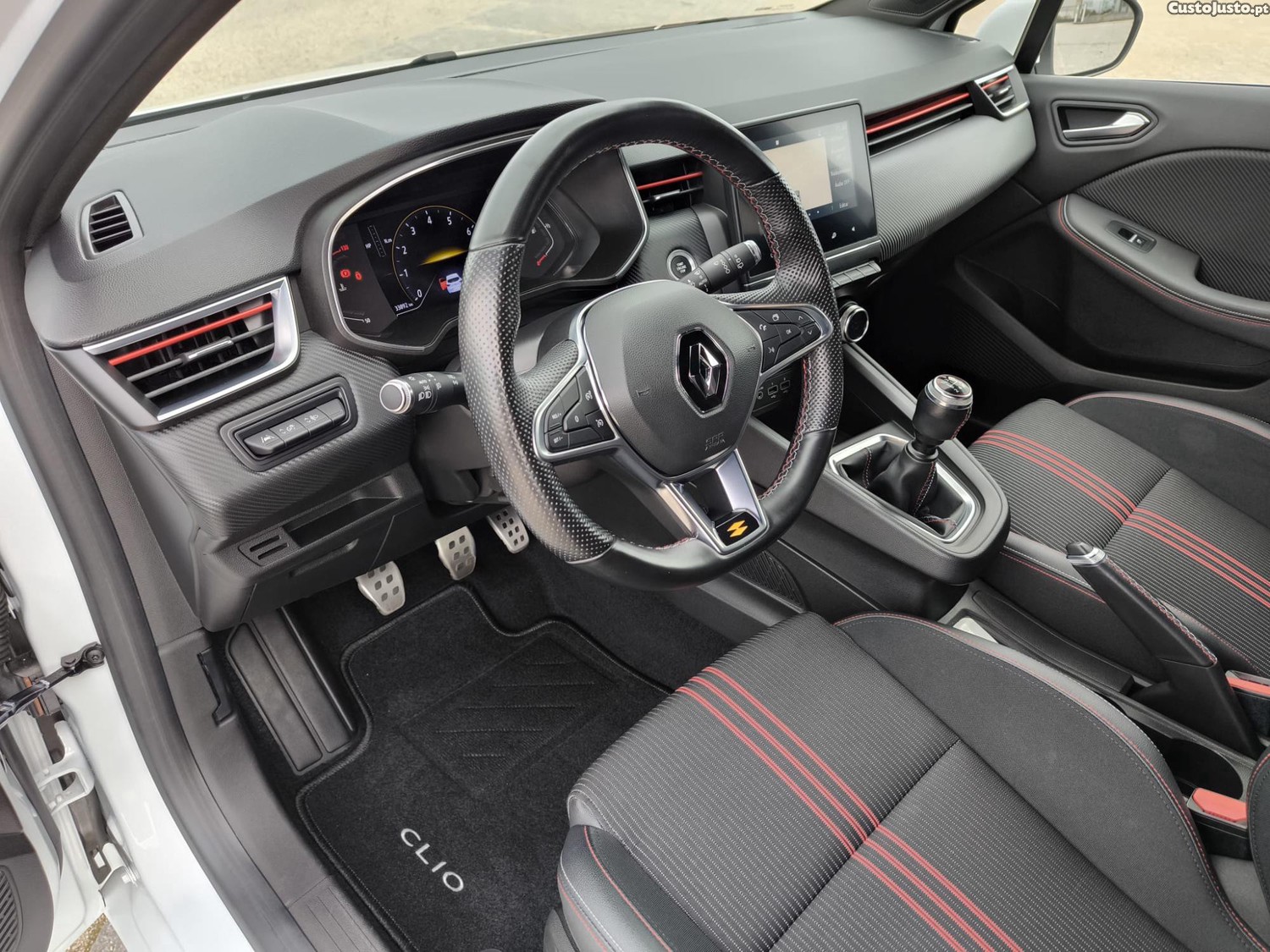 Renault Clio 1.0 TCE RS LINE — fotografia 3