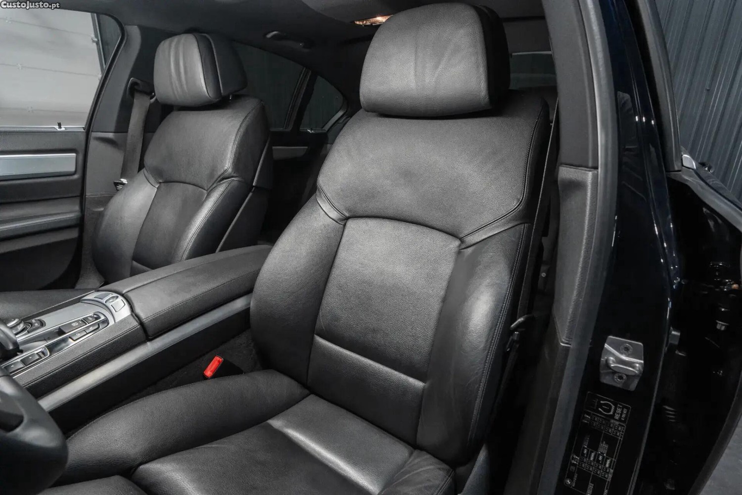 BMW 740 d Pack M — fotografia 2
