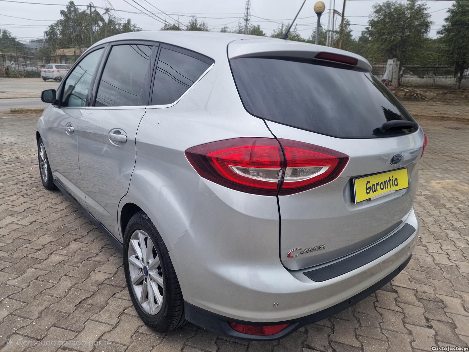 Ford C-Max 1.5 TDCi Titanium SS — fotografia 6