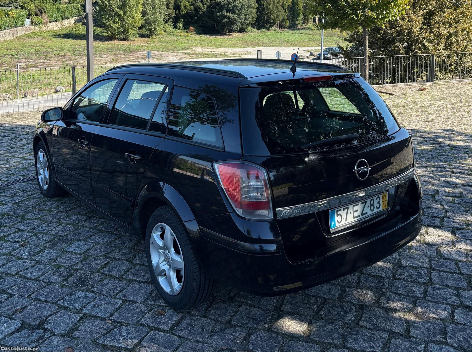 Opel Astra H Sw 1.3 cdti 90cv — fotografia 20