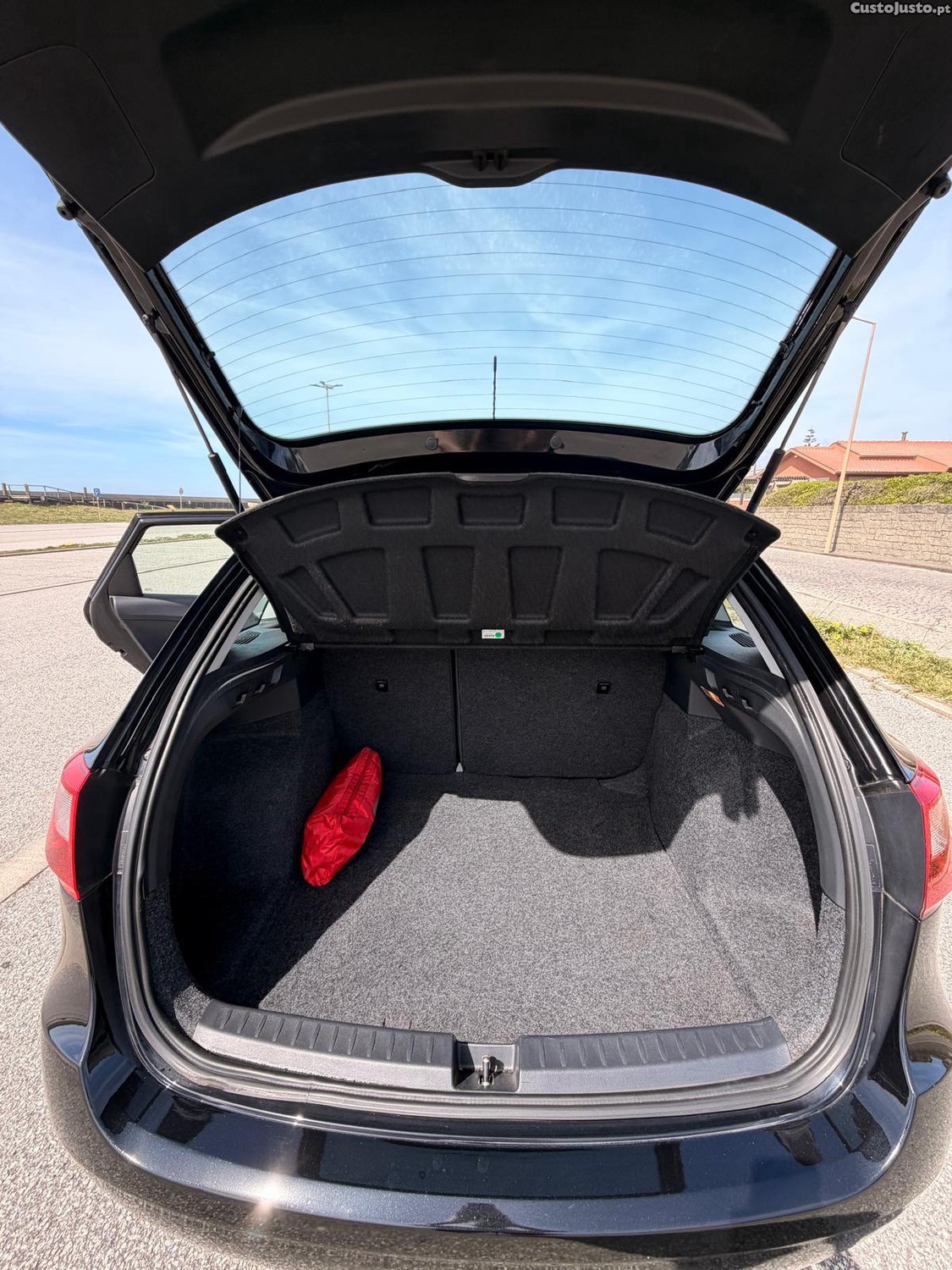 SEAT Ibiza St — fotografia 7