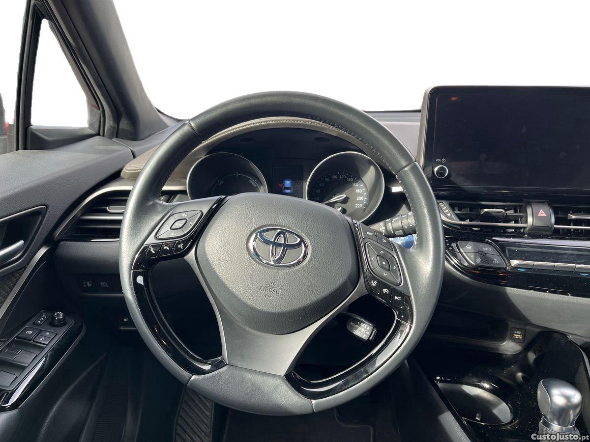 Toyota C-HR 1.8 Hybrid Exclusive — fotografia 7