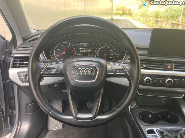 Audi A4 2.0 TDI Advance — fotografia 16