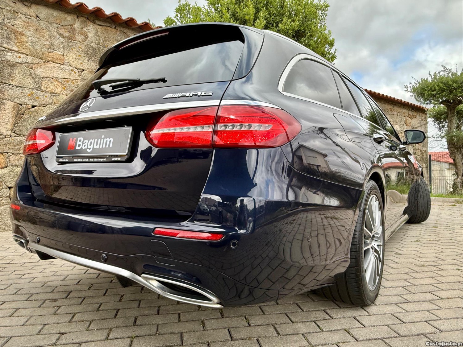 Mercedes-Benz E 300 D Touring AMG Auto — fotografia 8