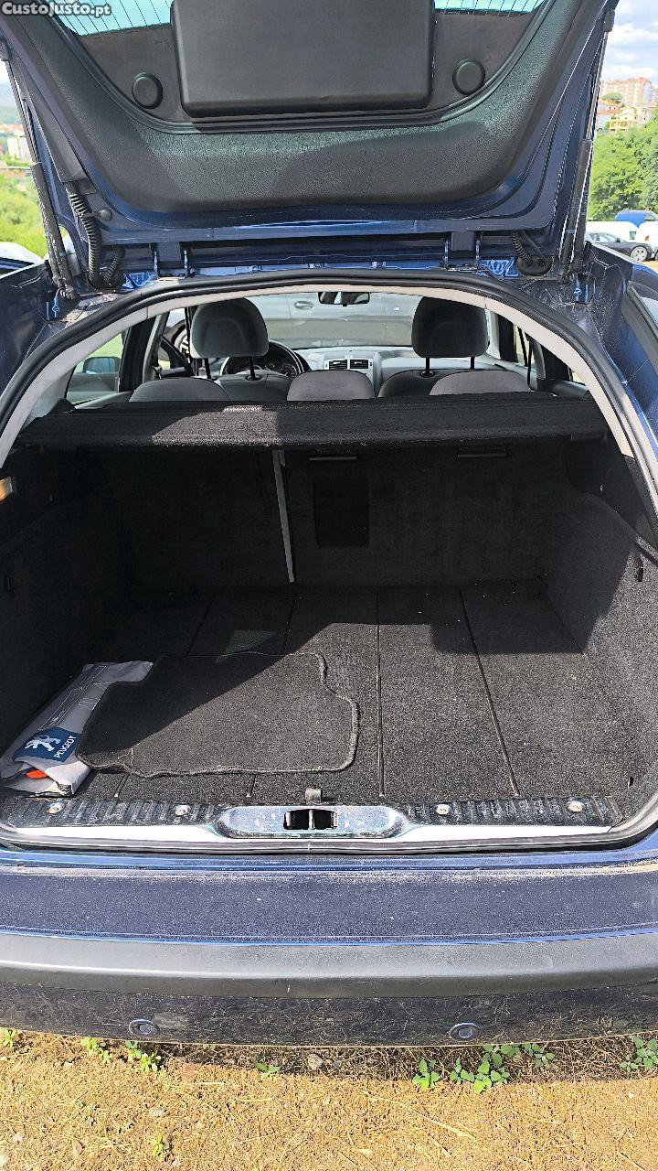 Peugeot 407 sw — fotografia 3