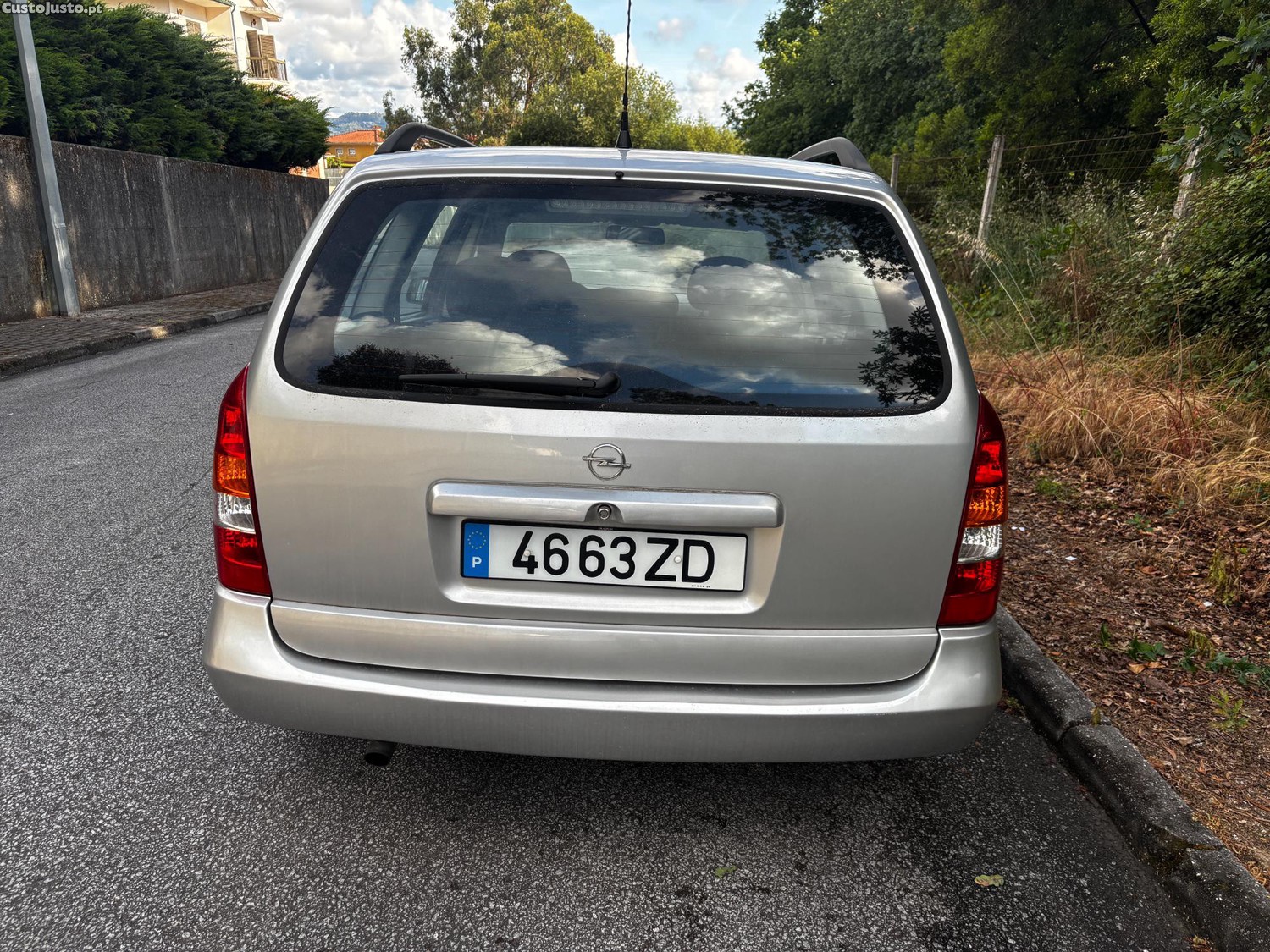 Opel Astra caravan 2.0 dti — fotografia 5