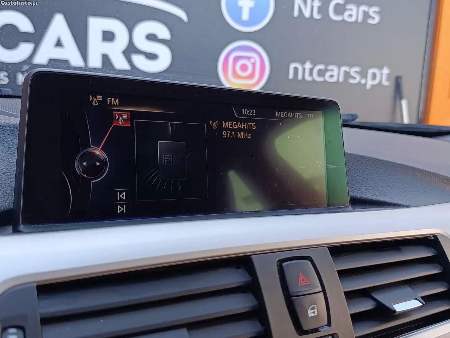 BMW 320 D navigation auto — fotografia 14