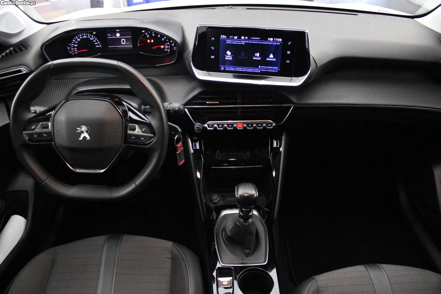 Peugeot 208 1.5 BlueHDI 100CV ALLURE — fotografia 32