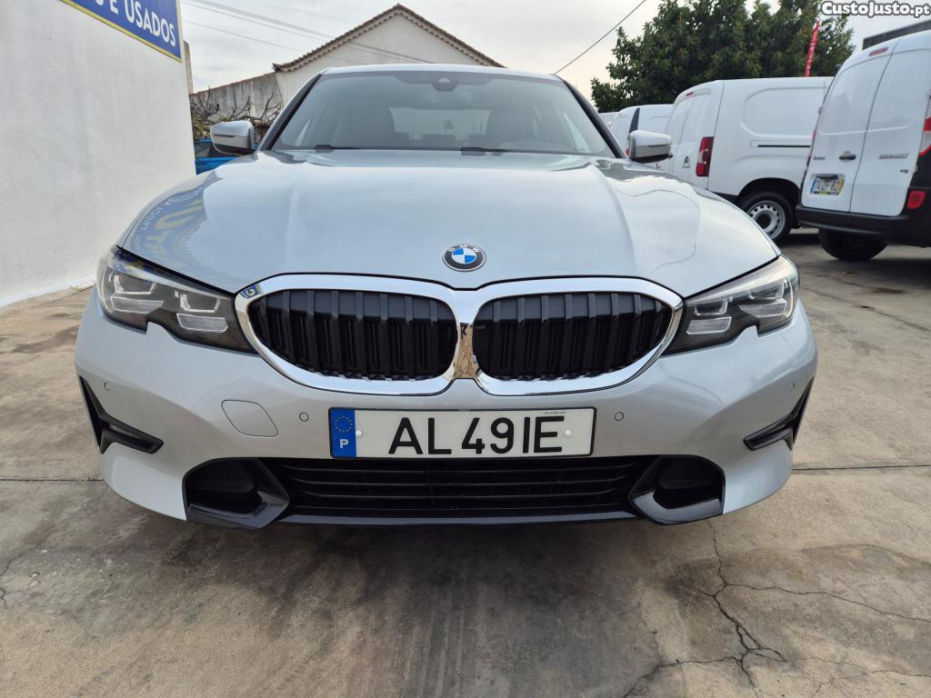 BMW 320 e Hibrido Plug-inSport — fotografia 12