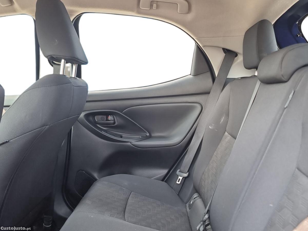 Toyota Yaris 1.5 HDF Comfort Plus — fotografia 5