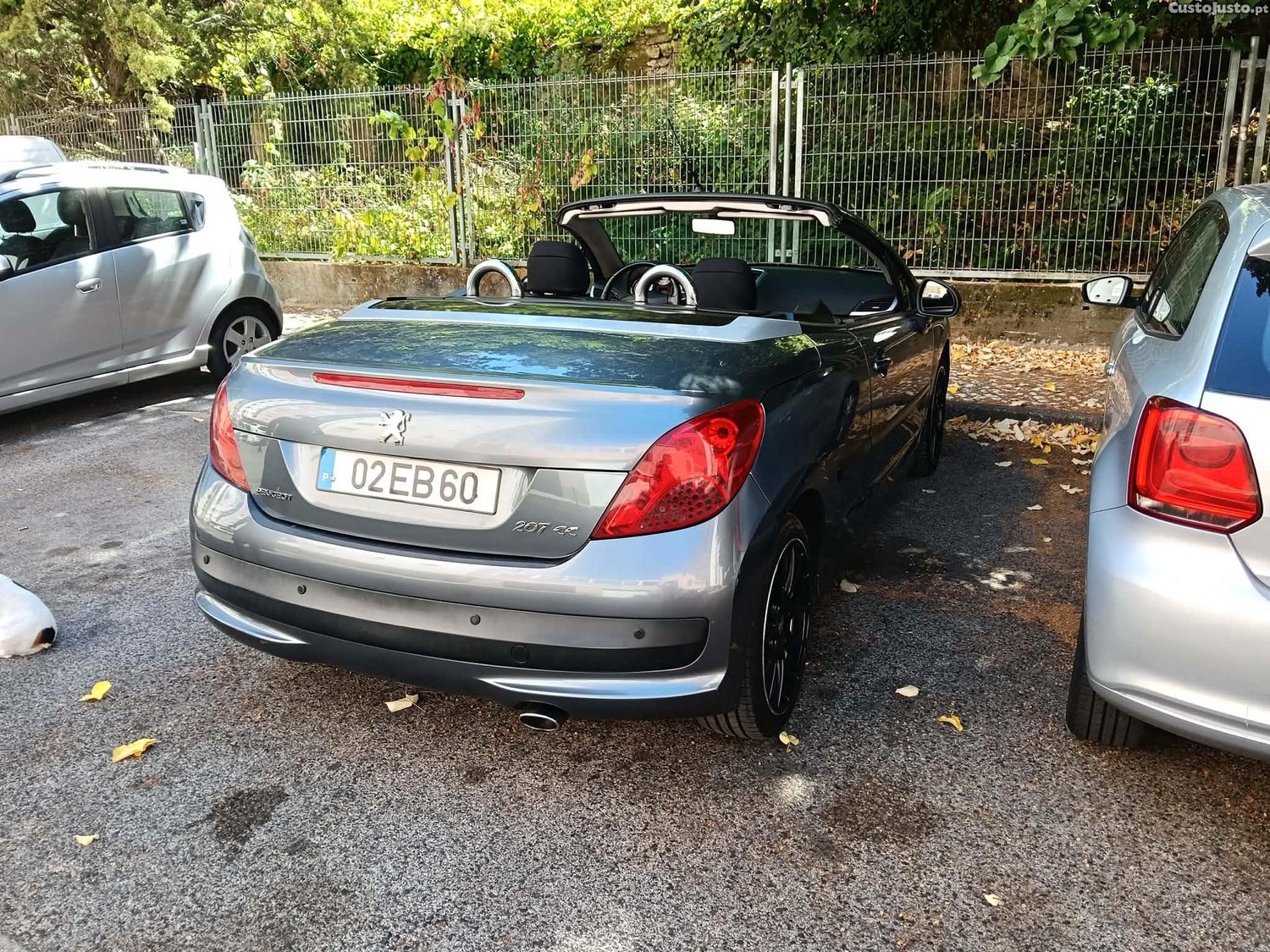 Peugeot 207 1.6 HDi FAP — fotografia 6