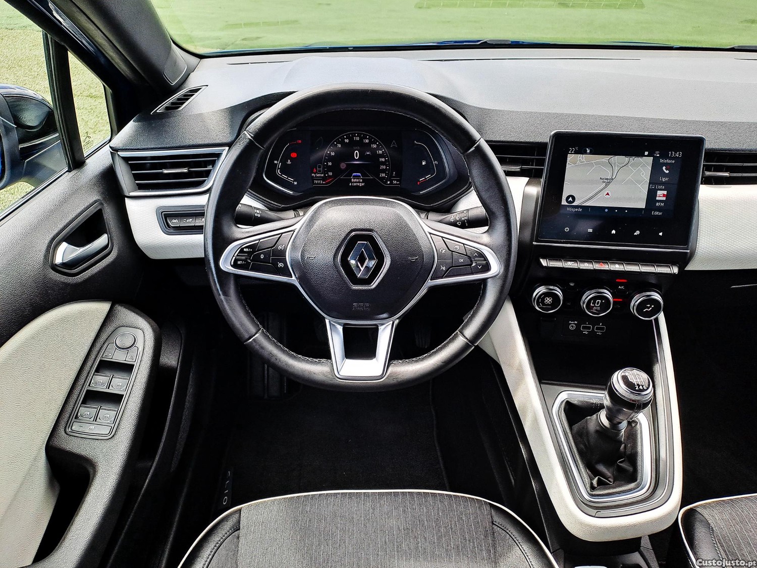 Renault Clio 1.0 TCe TECHNO 91CV GASOLINA 2023 — fotografia 14