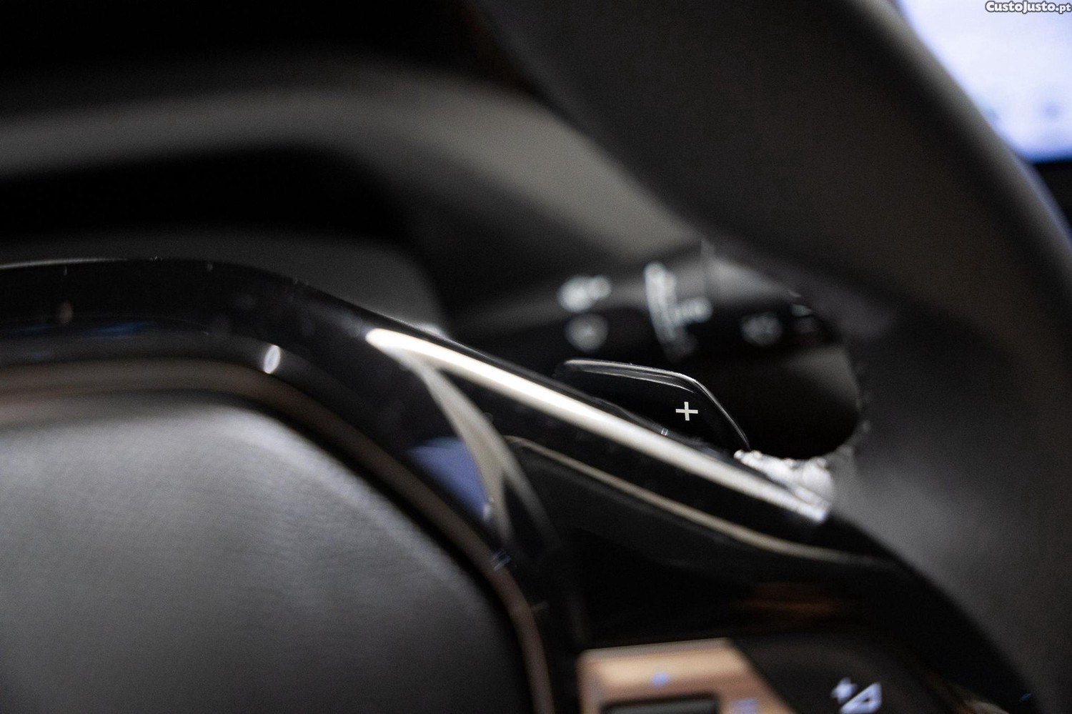 Peugeot 308 1.2 PureTech Allure Pack EAT8 — fotografia 14