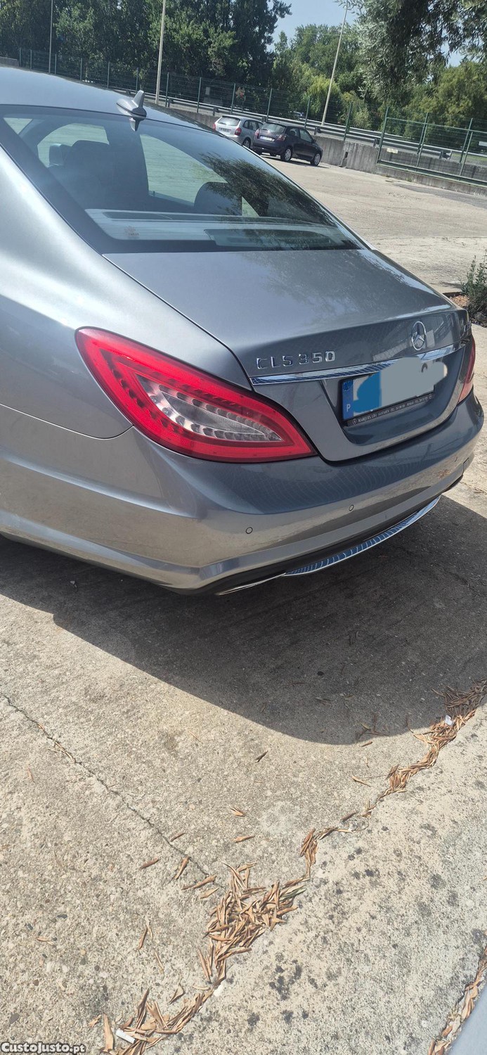 Mercedes-Benz CLS 350 Amg — fotografia 3