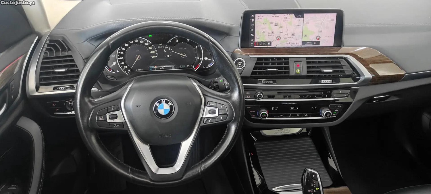 BMW X3 20 d xDrive Line Luxury — fotografia 6