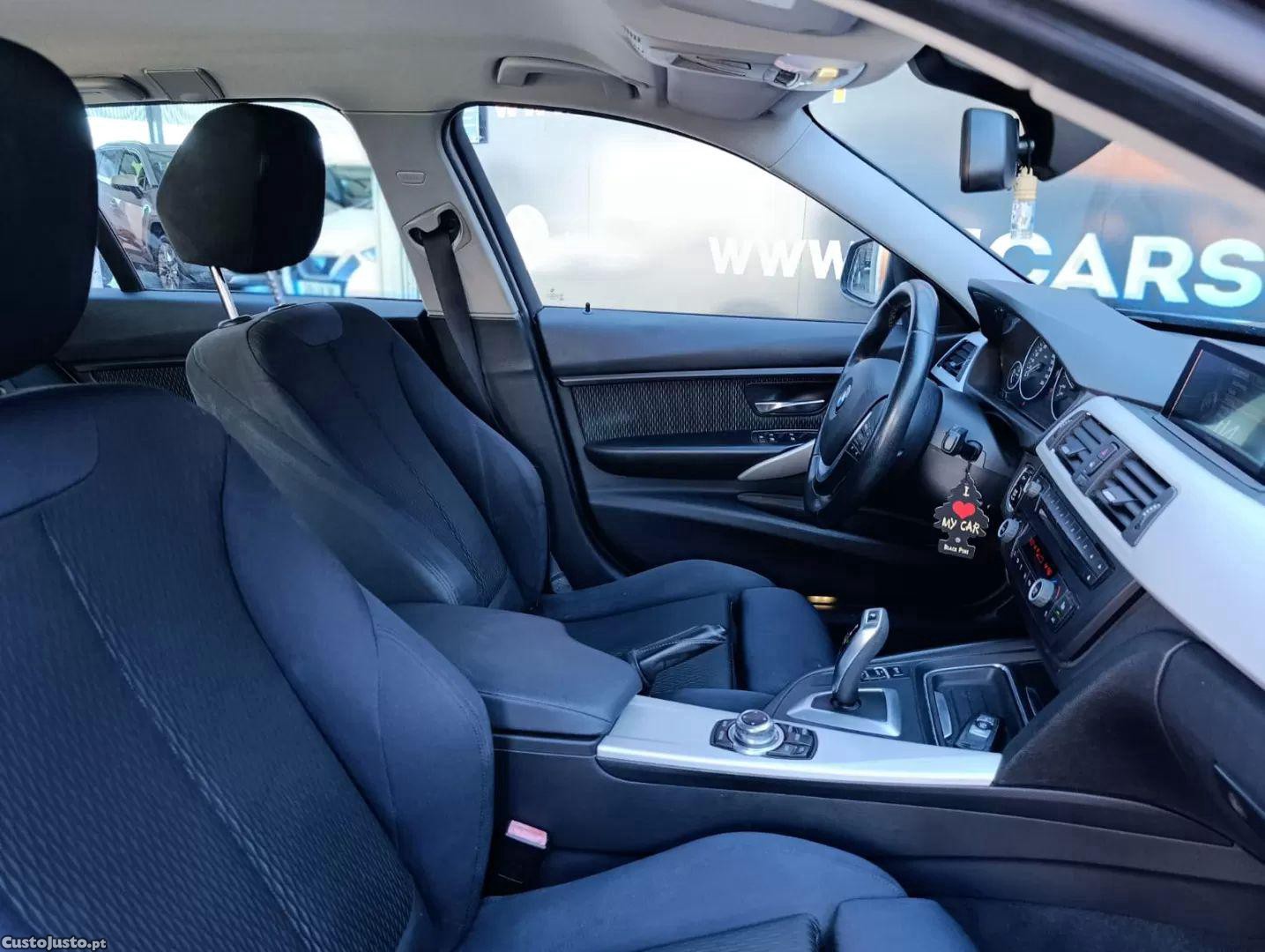 BMW 320 D navigation auto — fotografia 5