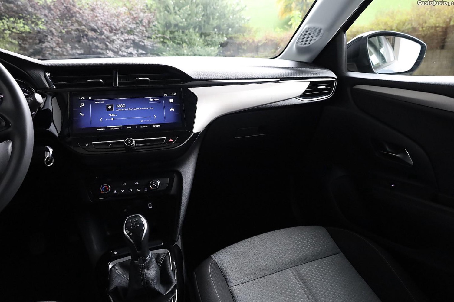 Opel Corsa 1.2 Edition — fotografia 12