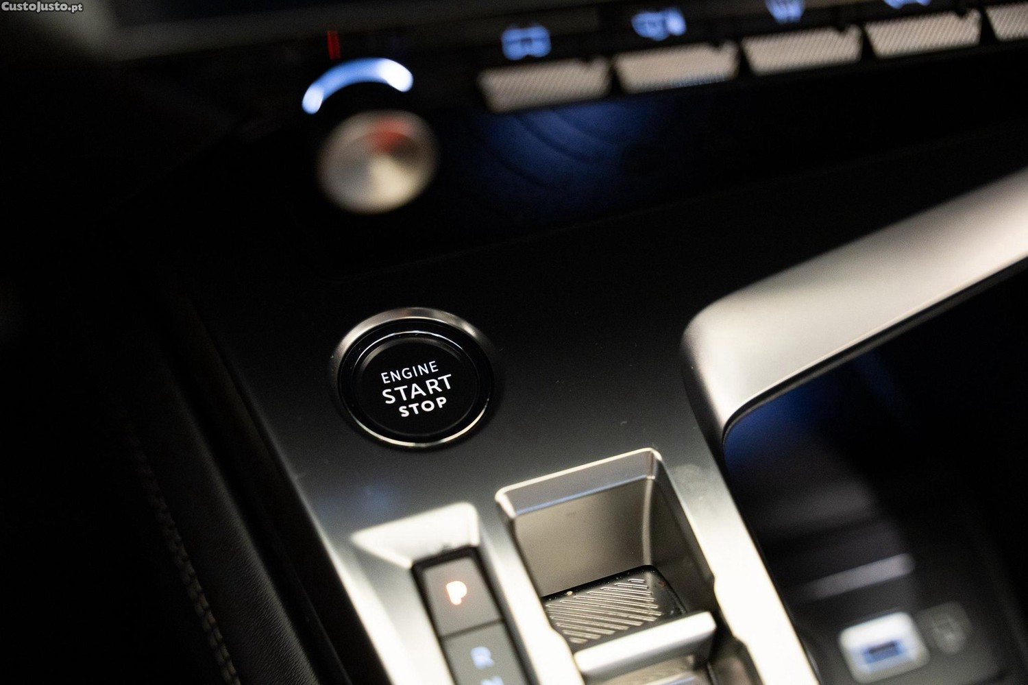 Peugeot 308 1.2 PureTech Allure Pack EAT8 — fotografia 5