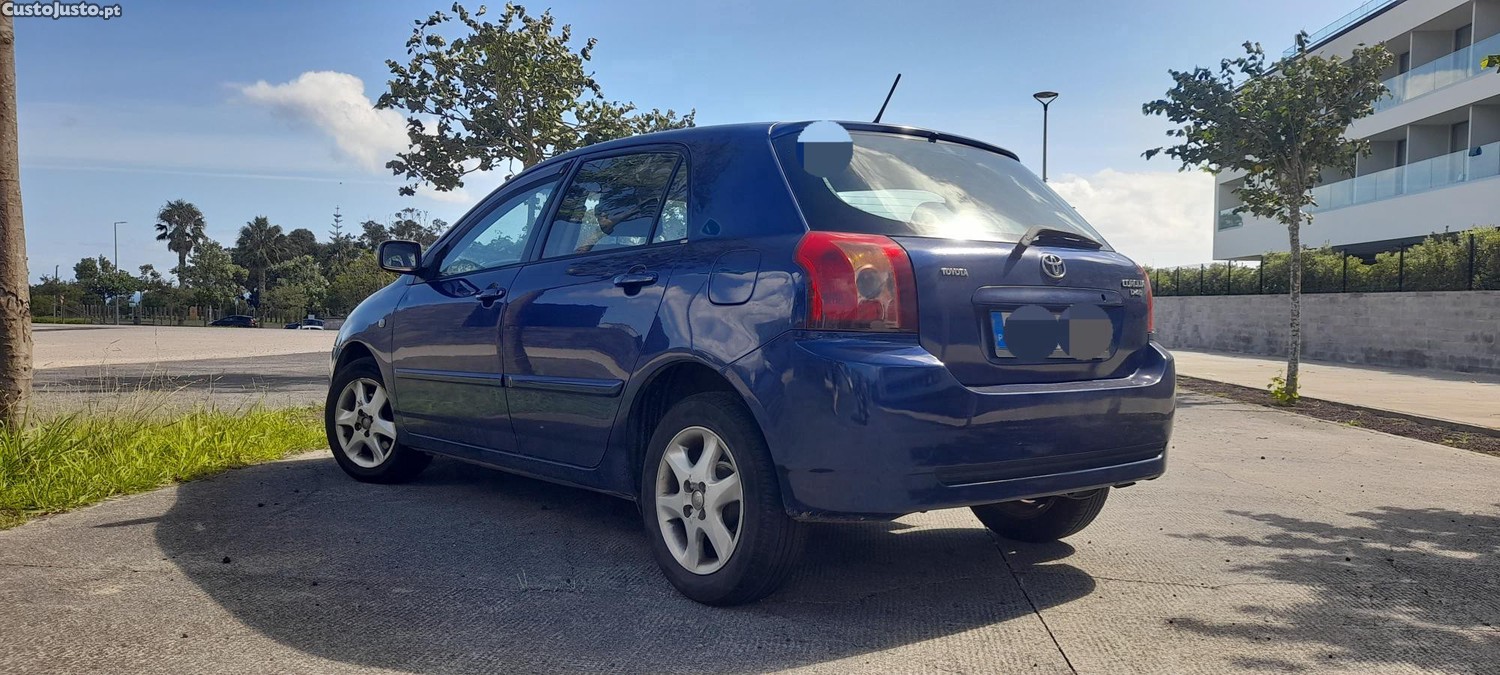 Toyota Corolla () — fotografia 5