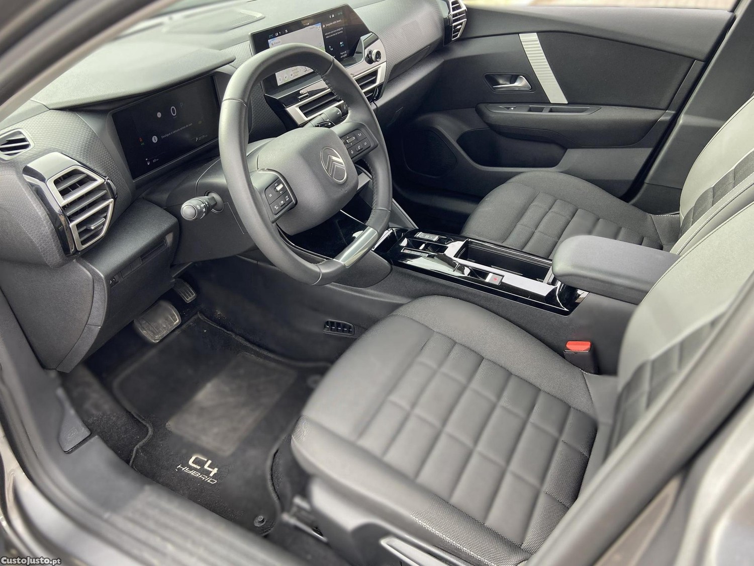 Citroën C4 1.2 Hybrid Plus e-DSC6 — fotografia 7