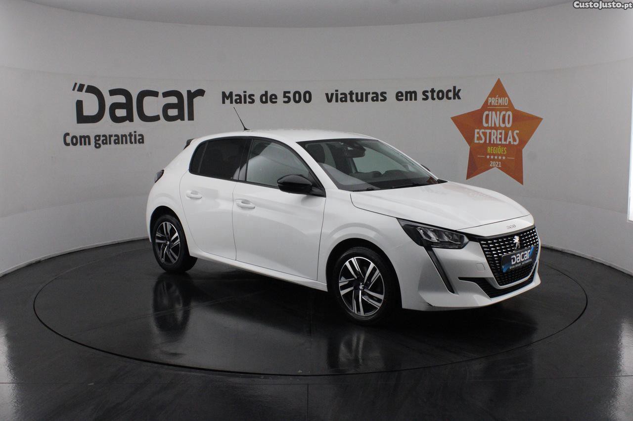 Peugeot 208 1.5 BlueHDI 100 ALLURE — fotografia 39
