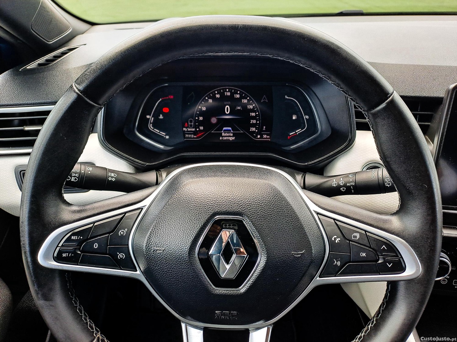 Renault Clio 1.0 TCe TECHNO 91CV GASOLINA 2023 — fotografia 13