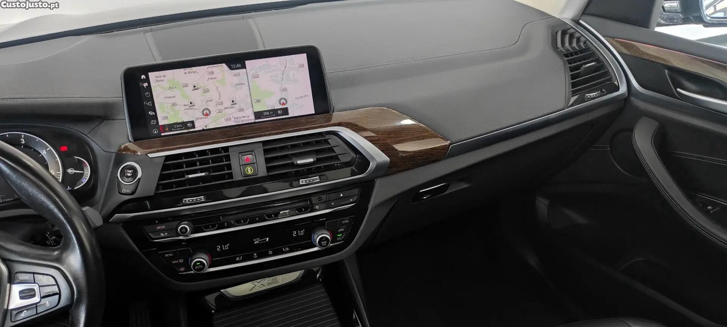BMW X3 20 d xDrive Line Luxury — fotografia 5