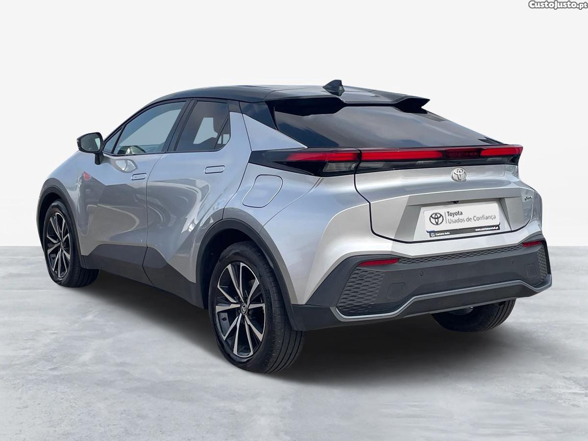 Toyota C-HR C-HR 1.8 Hybrid Square Collection - 25 — photo 2