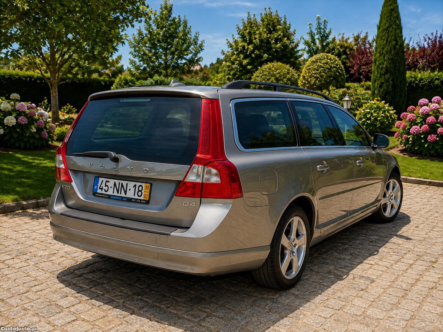 Volvo V70 D4 SUMMUM 2.0 — fotografia 12